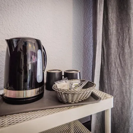 Tropical Pensión Almuñécar