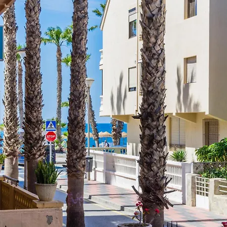 Tropical Guest house Almunecar